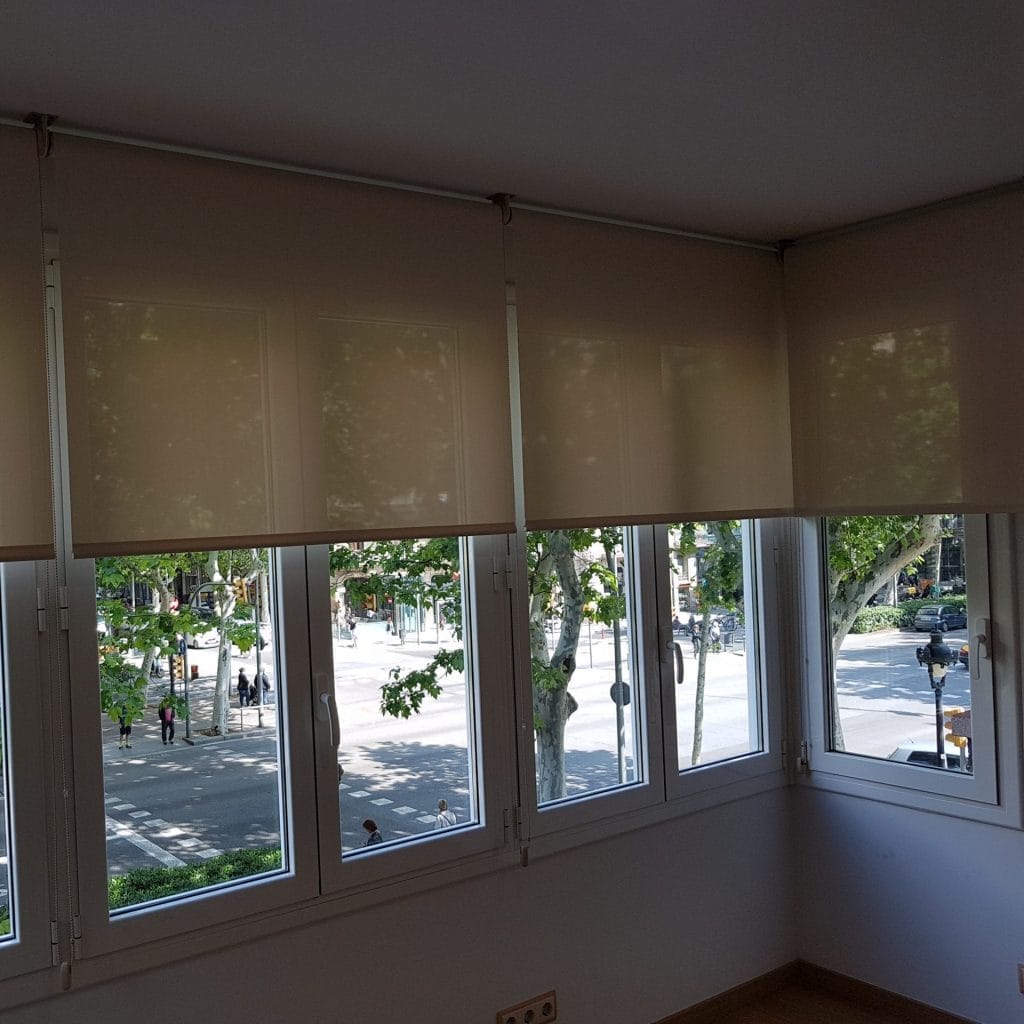 cortinas enrollables de alta calidad